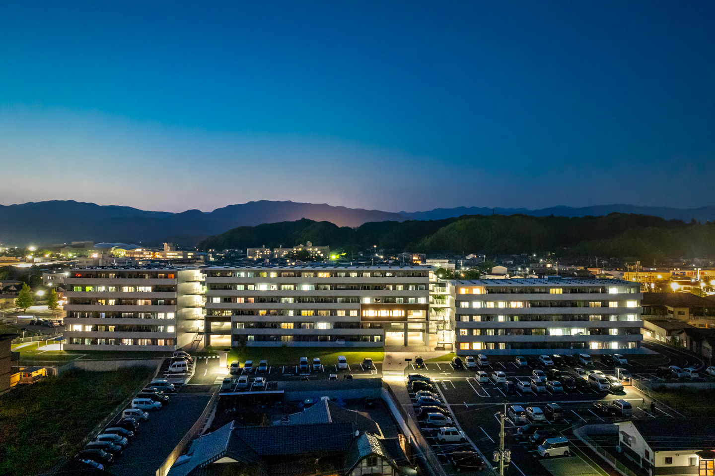 航空写真夜景(南方向より)